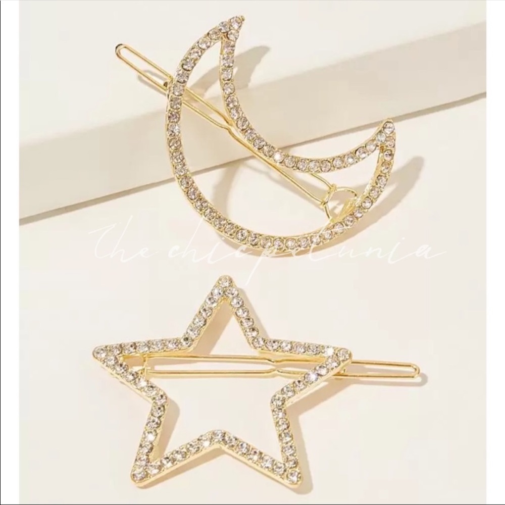 NWT Hair Clips Shaped as a Moon & Star